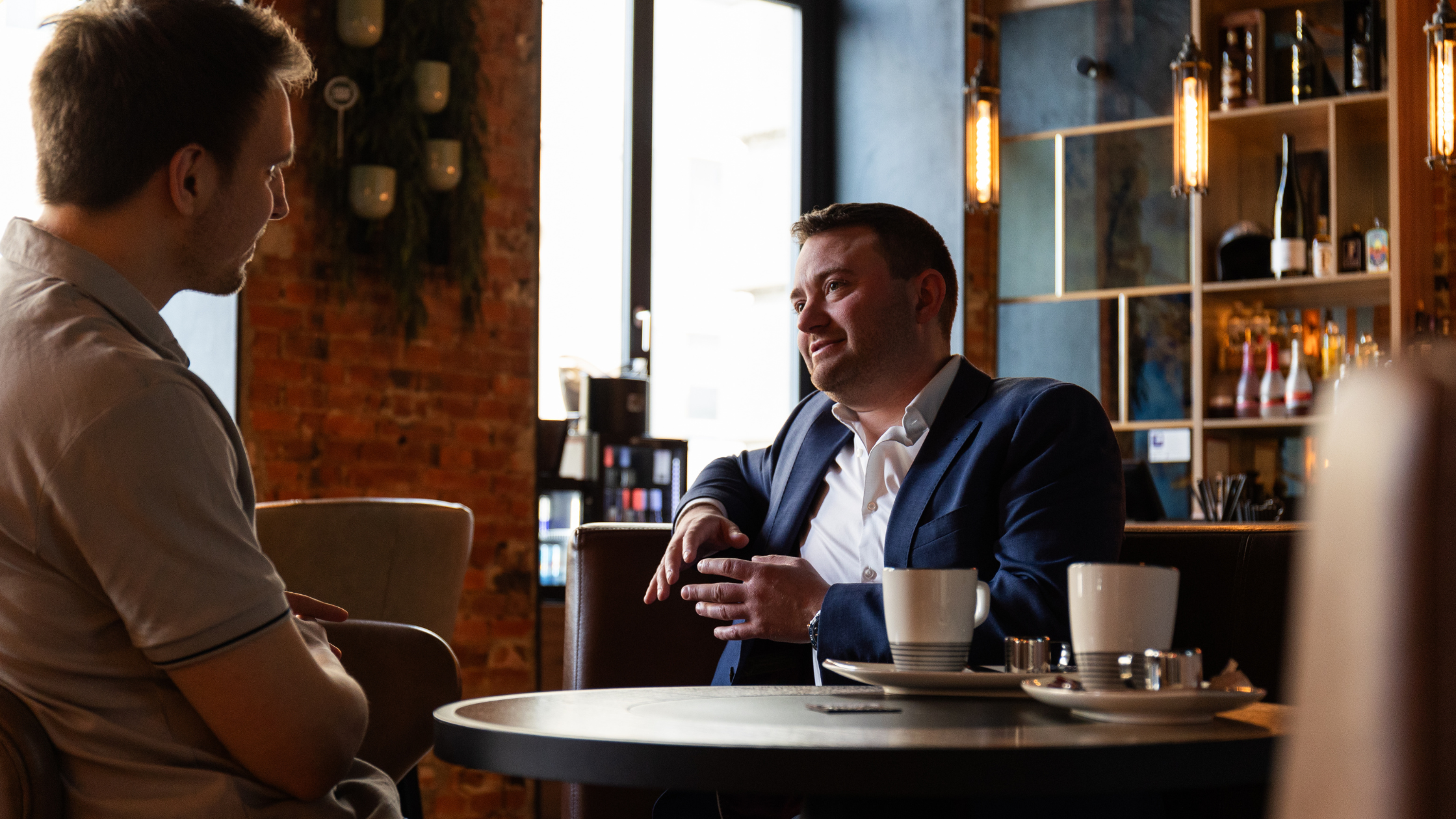 Betriebsrente, bAV, Entgeltumwandlung, Höchstbeitrag bAV 2023. Willkommen auf unserem Blog zur betrieblichen Altersversorgung, betrieblichen Altersvorsorge für Mandanten, Mittelstand und bAV-Entscheider in der Region Hannover. Wir unterstützen Sie weiterführen auch in den Themen der Umsetzung des Betriebsrentenstärkungsgesetzes, Zusagearten der betrieblichen Altersvorsorge, Mitarbeiterbindung, Mitarbeitergewinnung über unseren Standort in Hannover digital.